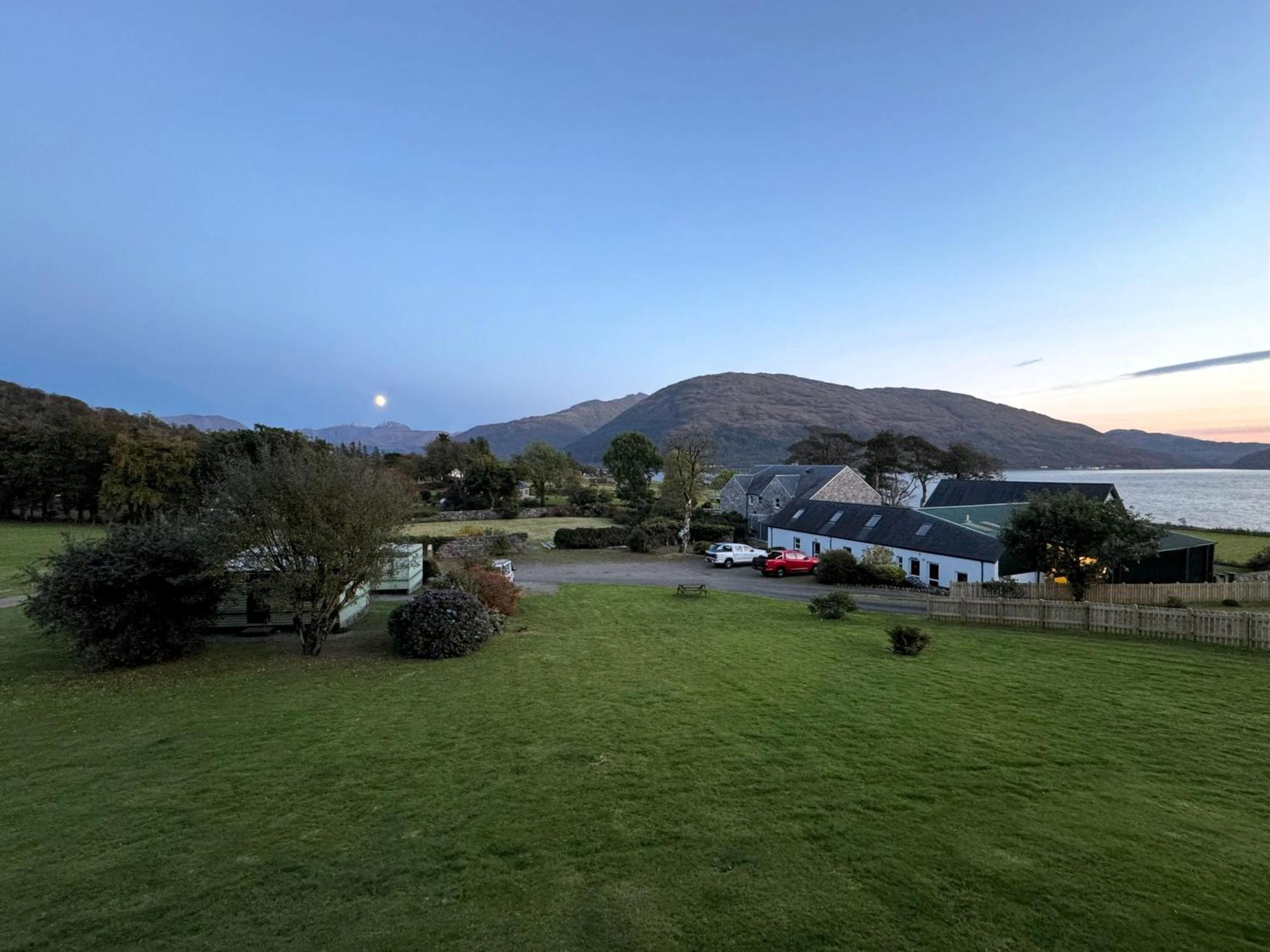 Ash, Birch And Rowan Self Catering Cabins Onich Esterno foto